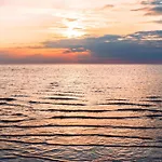 Theviewa10 Deichkieker 1 * Dagebüll